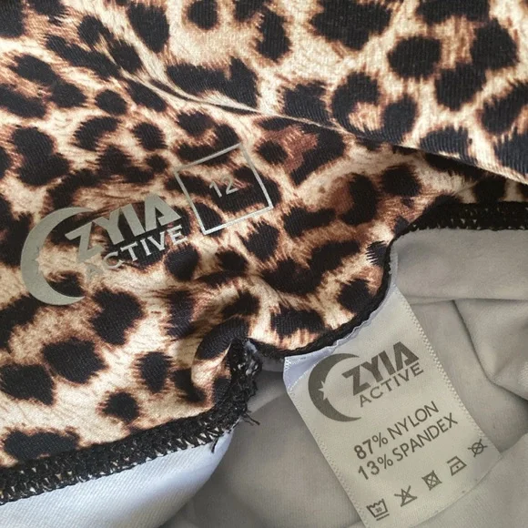 ZYIA ACTIVE Workout Wear Cinched Booty Leggings Pants - Picture 10 of 10